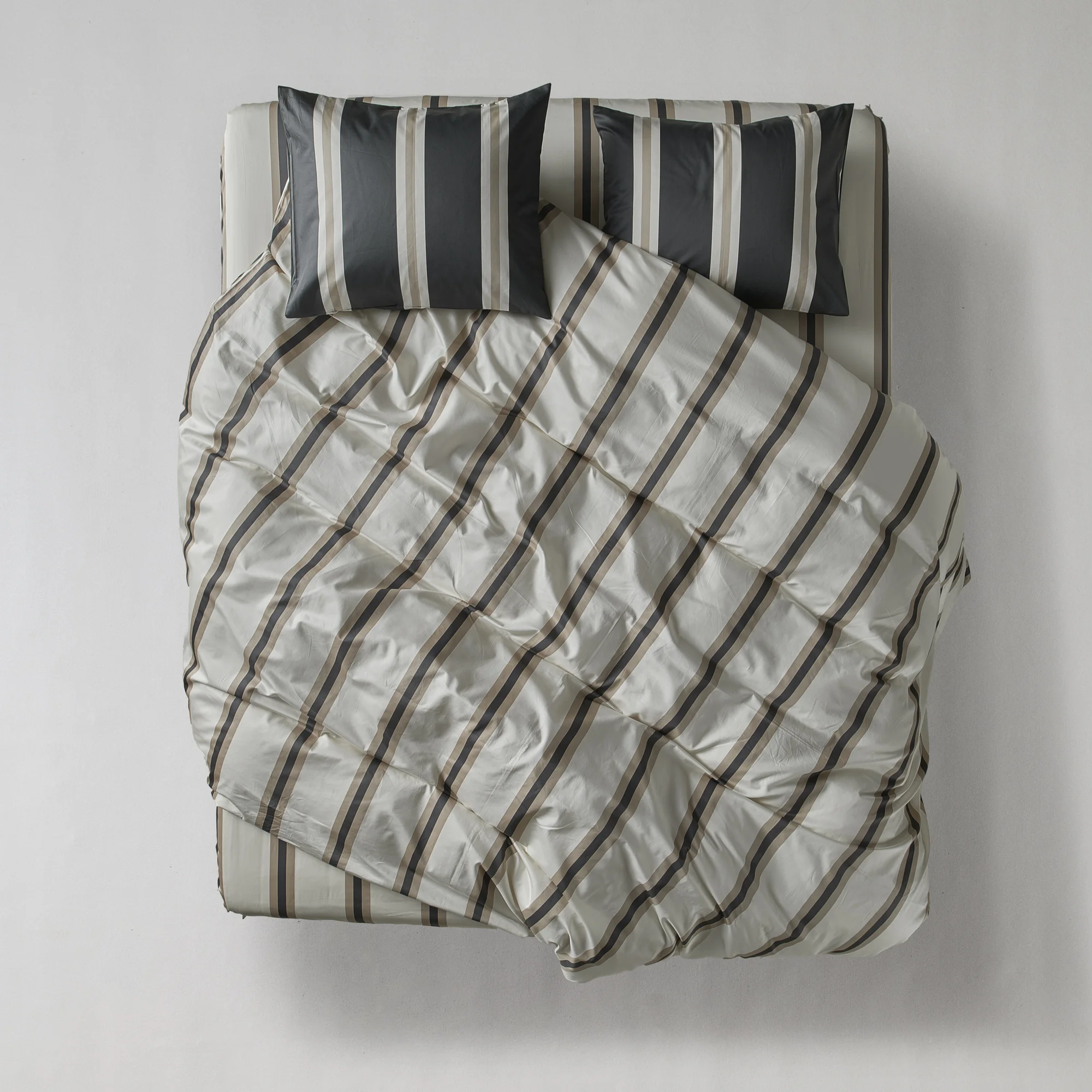 bedroommood graphite stripes petrulaitis