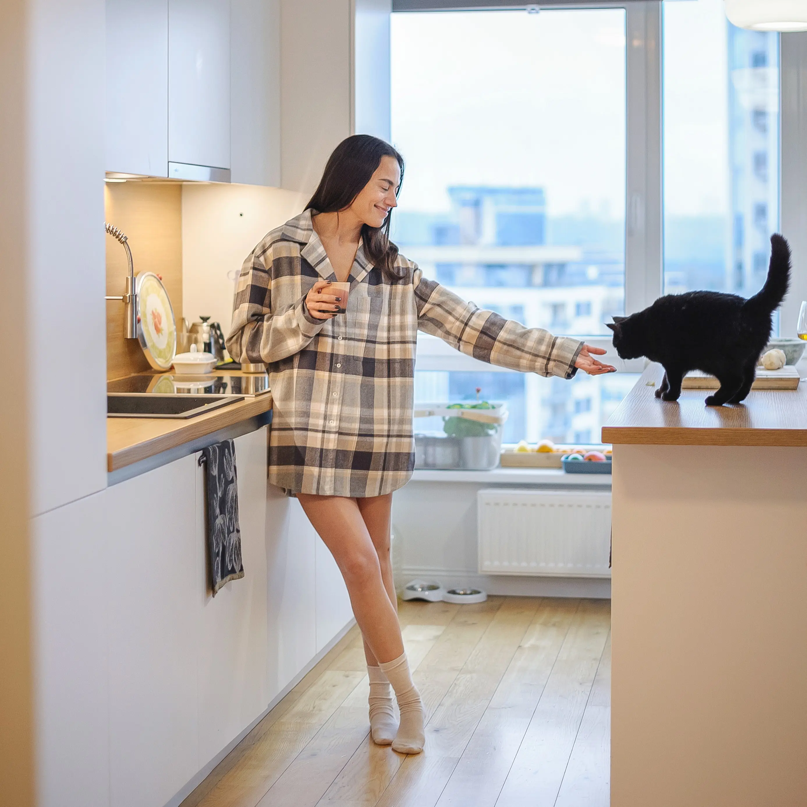 Flanelės marškinių ir šortų pižamos komplektas