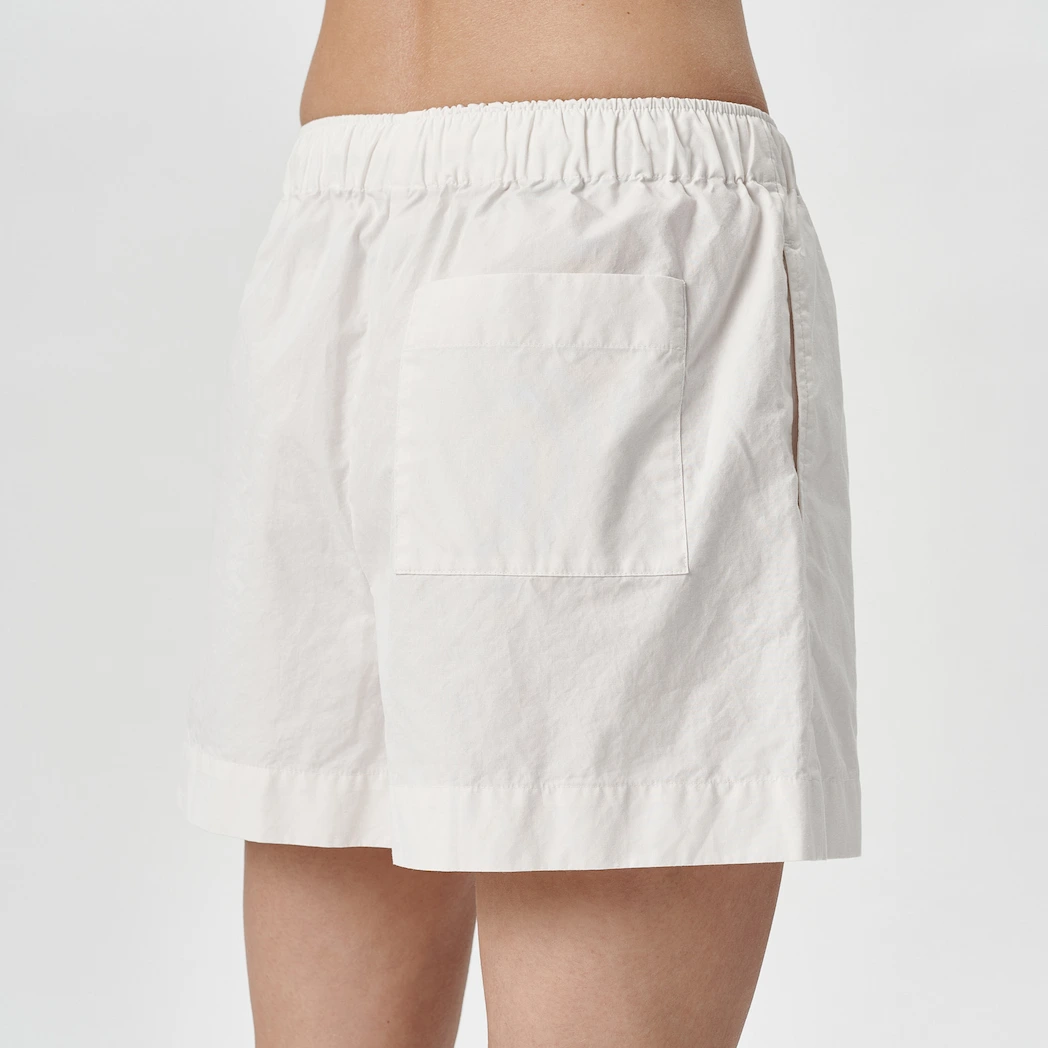 Bedroommood Julija Steponaviciute pyjama milk shorts side