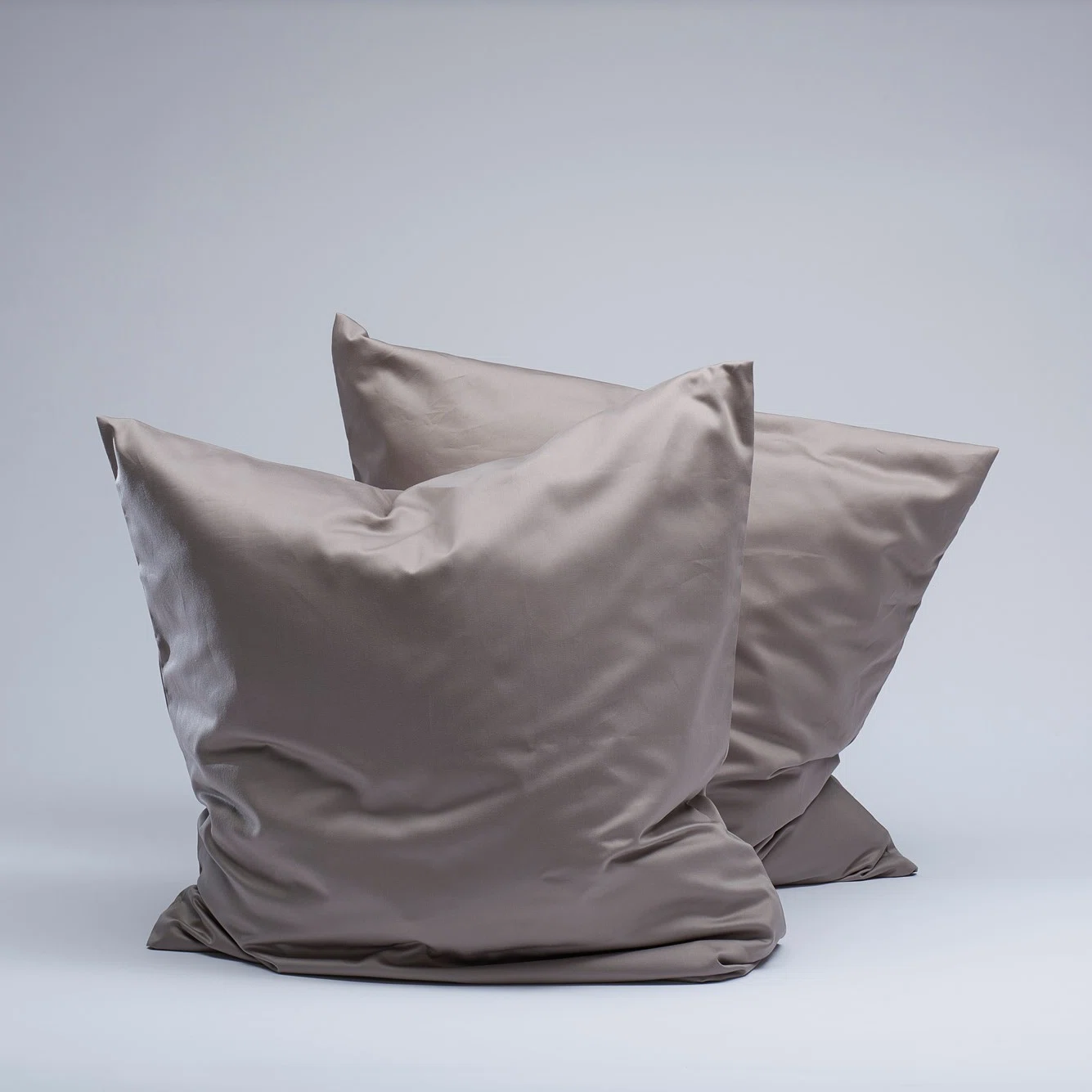 Bedroommood taupe sateen pillowcases